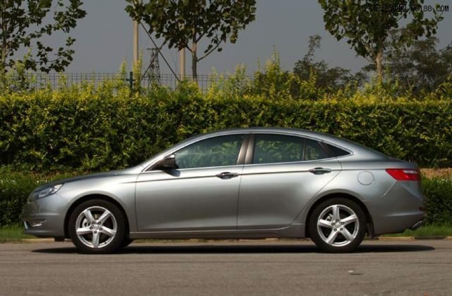  FAW Besturn B70 (D009) 2013 года  (фото 2 из 3)